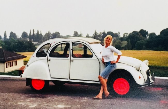Eri 2 CV 48 ans.jpg (275.55 Kio) Vu 5137 fois Ma 2CV il y a 30 ans!