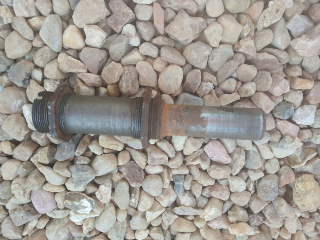 IMG_20200521_183854.jpg (548.16 Kio) Vu 11541 fois le premier est sauvé, une pièce bien singulière à la 2cv