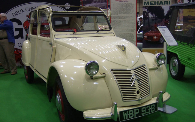 2 CV anglaise_2.JPG