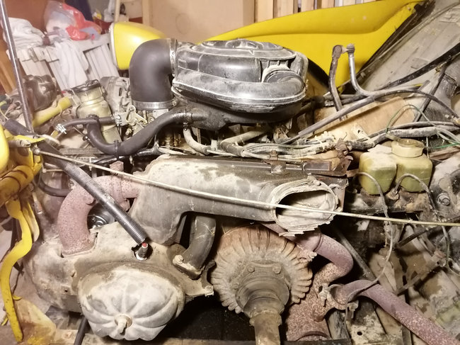 IMG_20201008_215930.jpg (933.74 Kio) Vu 3518 fois Le moteur droit