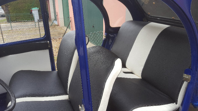 20170226_141737.jpg (417.08 Kio) Vu 10337 fois sièges après restauration