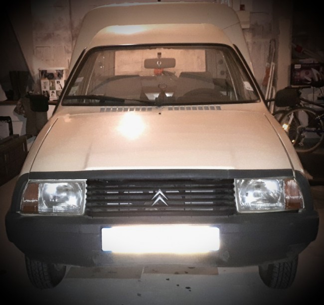 20171104_234148.jpg (117.13 Kio) Vu 5105 fois C15 essence 1.0 48cv 1986, Ma Zezette.