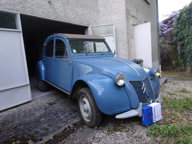 2cv 1959 bleu.jpg