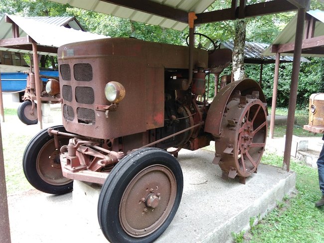 Tracteur allemand bicylindre diesel