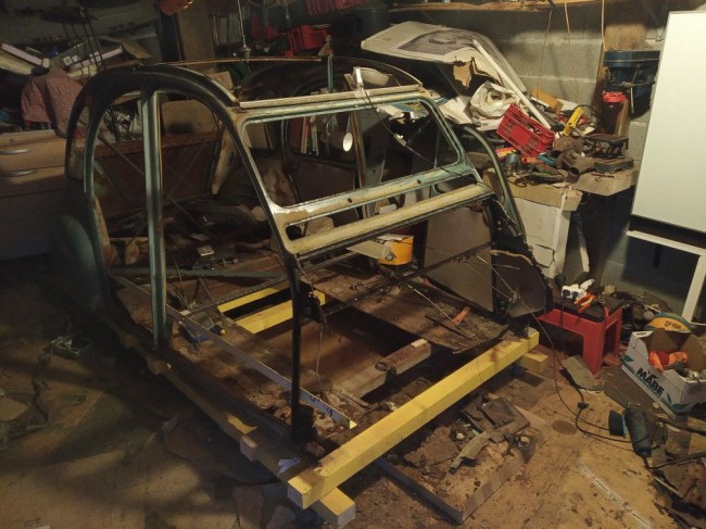 IMG_20230623_220311.jpg (239.75 Kio) Vu 6603 fois ensuite j'ai viré le plancher pédales, enfin ce qui restait !