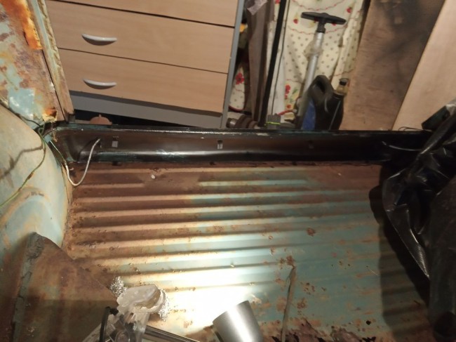 IMG_20230701_195136.jpg (149.12 Kio) Vu 6383 fois Une rare partie rescapée !