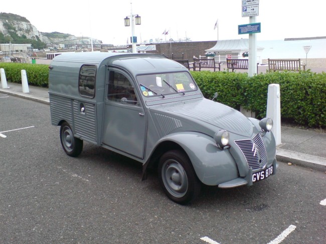 2CV Van.jpg