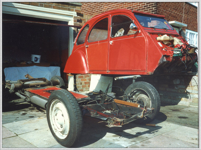 CITROEN BODY LIFT OFF. FRAMED.jpg