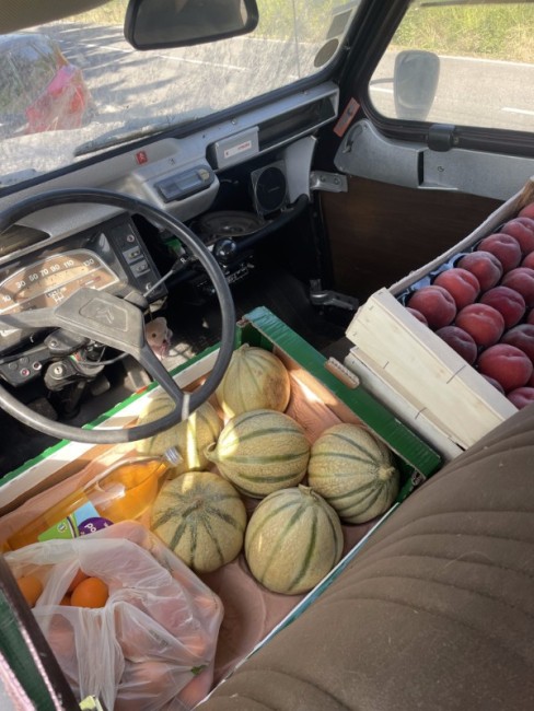 2-2b944afc.jpg (134.95 Kio) Vu 4331 fois Je me suis arreté au marché sur la route