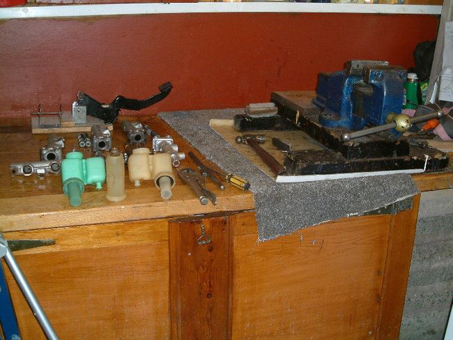 WORK SHOP BRAKE CYLINDERS.JPG