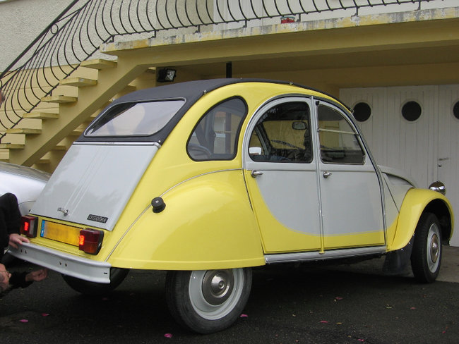 2 CV 001.jpg