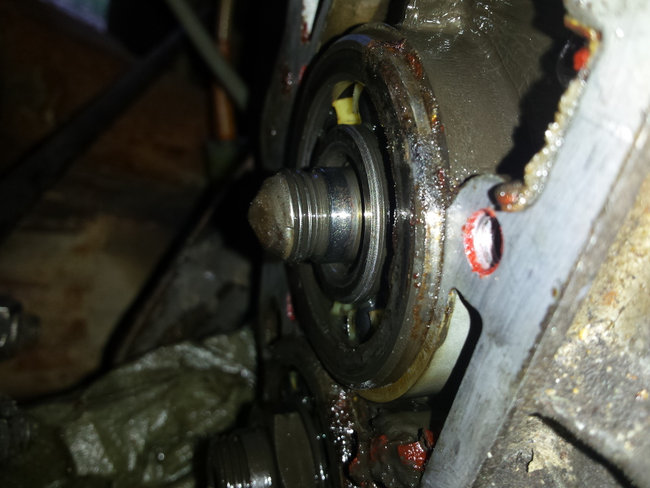 20180705_090519.jpg (362.6 Kio) Vu 6022 fois extrémité arbre supérieur cassée BV 2CV