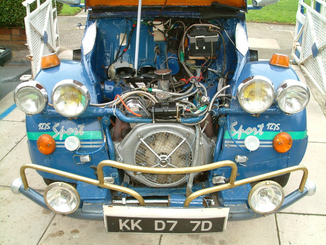 UNDER THE BONNET. 3rd pic..JPG