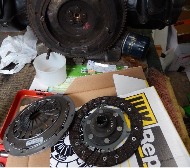 2embrayage.JPG (196.14 Kio) Vu 7859 fois Kit neuf d'embrayage