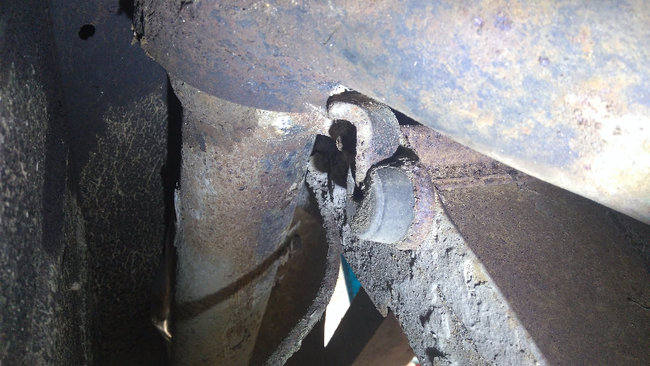 DSC_0965.JPG (517.5 Kio) Vu 11244 fois Butée droite