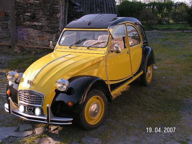 2CV JAUNE 1.jpg