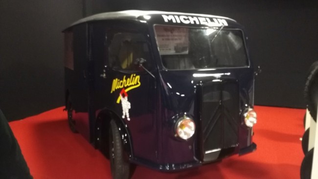 TUB Michelin Rétromobile 2020.jpg