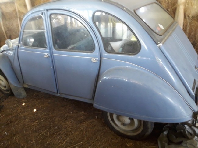 2CV 1989 bleue.jpg