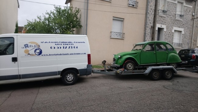 2cv 1975 le relais vert tuilerie.jpg