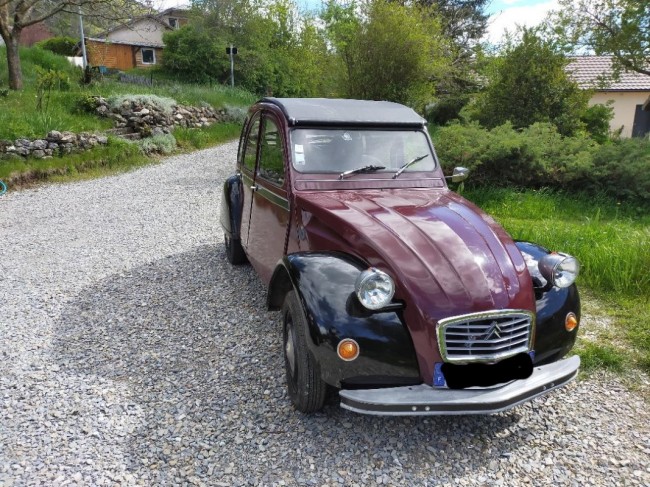 2 CV.jpg