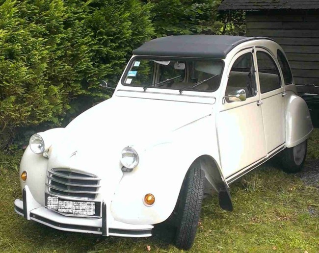 2CV6 AZKA 2.jpg