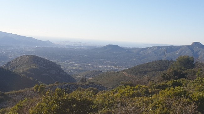 20220106_143808.jpg (304.51 Kio) Vu 2711 fois Marseille, en zoomant on voit Notre-Dame