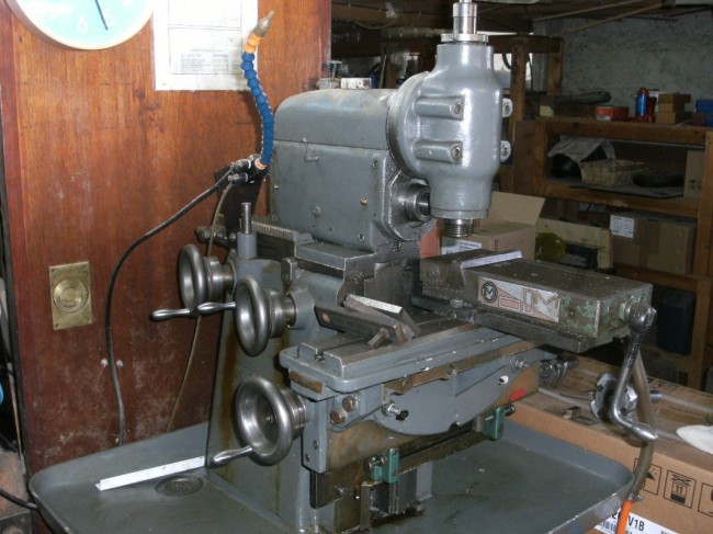 Fraiseuse Schaublin  années 50
