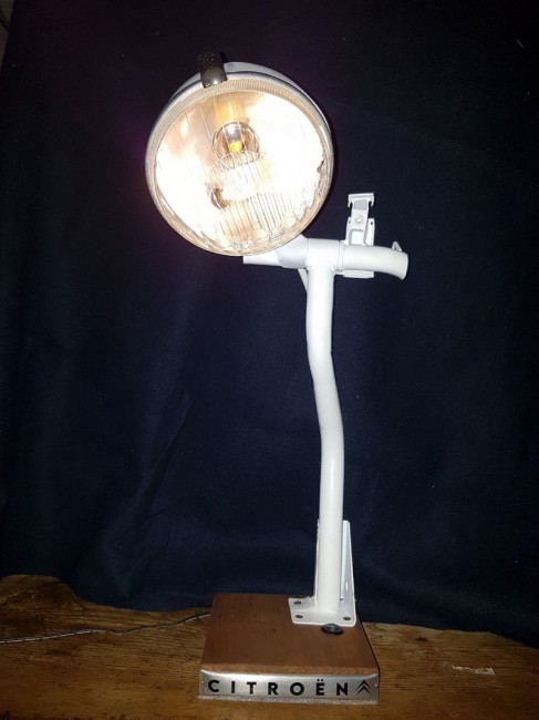 20221012_183819.jpg (145.82 Kio) Vu 3930 fois Shooting de fin 4 (feu de position)