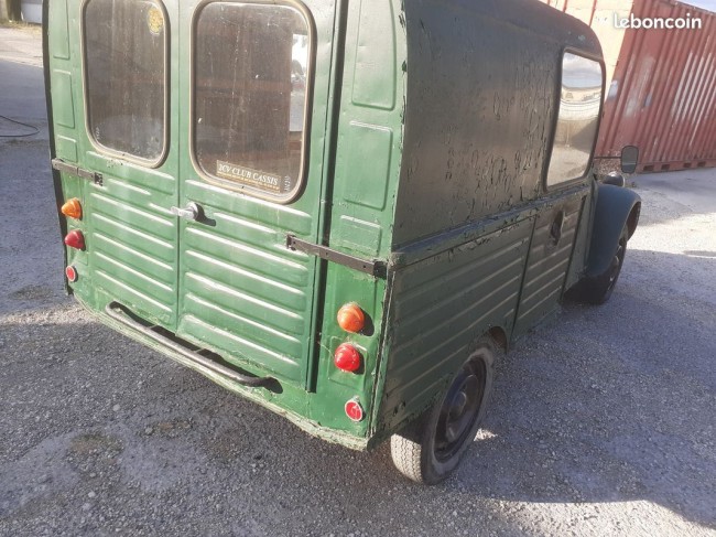 2cv camionnette3.jpg