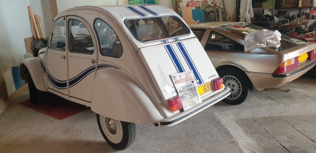 2cv AR.jpg