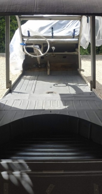 IMG_20230806_163511.jpg (93.46 Kio) Vu 8450 fois Une vu d'ensemble de l'intérieur.