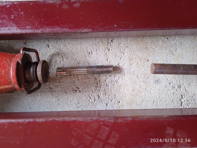 Ancien pivot pour la poussée