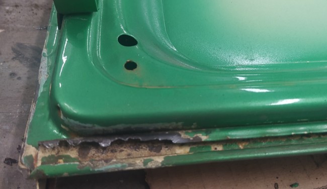 1732643829699_065713.jpg (155.43 Kio) Vu 12668 fois Bas de portières lèvre du joint