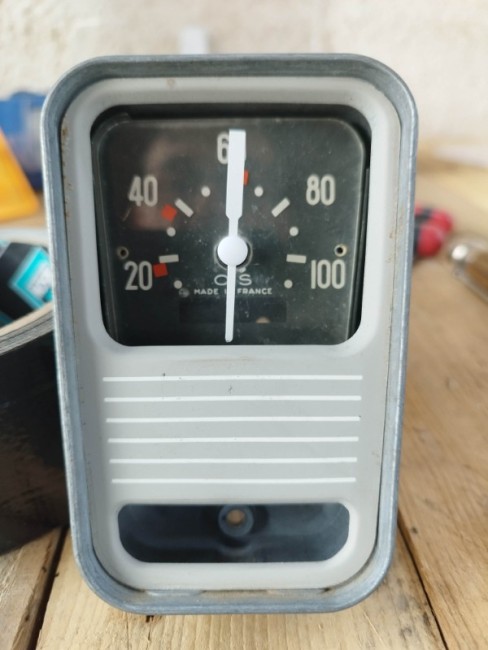 2cv Horloge 020.jpg