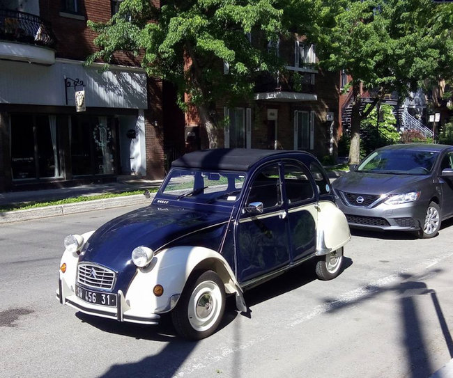 2cv montreal.jpg